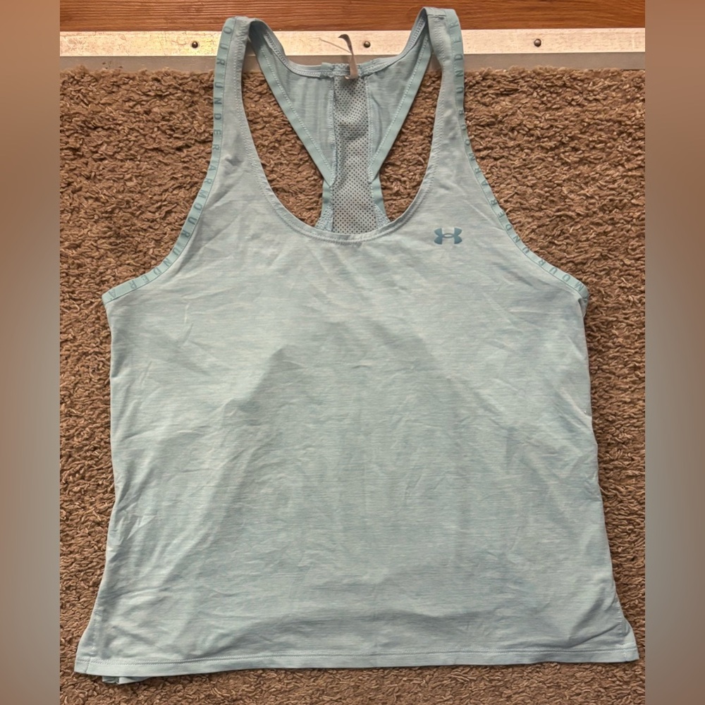 Under Armour Woman’s M Baby Blue Tank Top Logo Running up Sides Mesh Racer Back